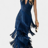 DOLCEZZA | Vestido Maxi Elegante con Escote en V, Pliegues y Flecos